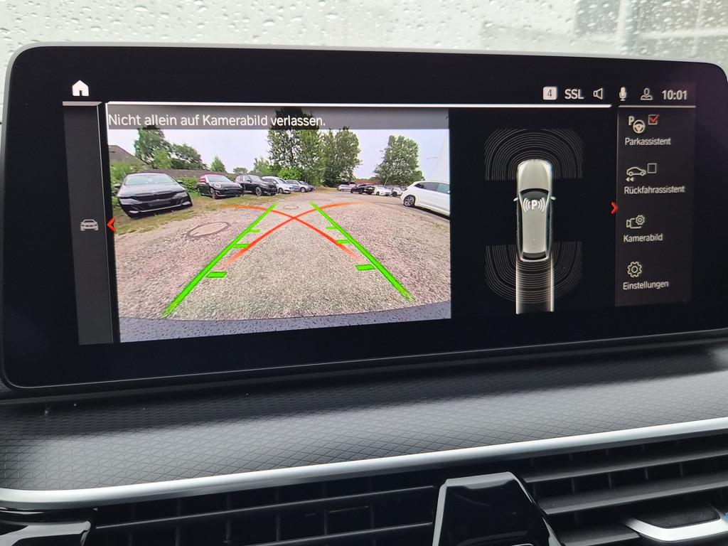 BMW 530d xDrive T. M-SPORT LASER NAVI PANO 18" AHK