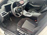 BMW 330 - Vorschau Bild 15