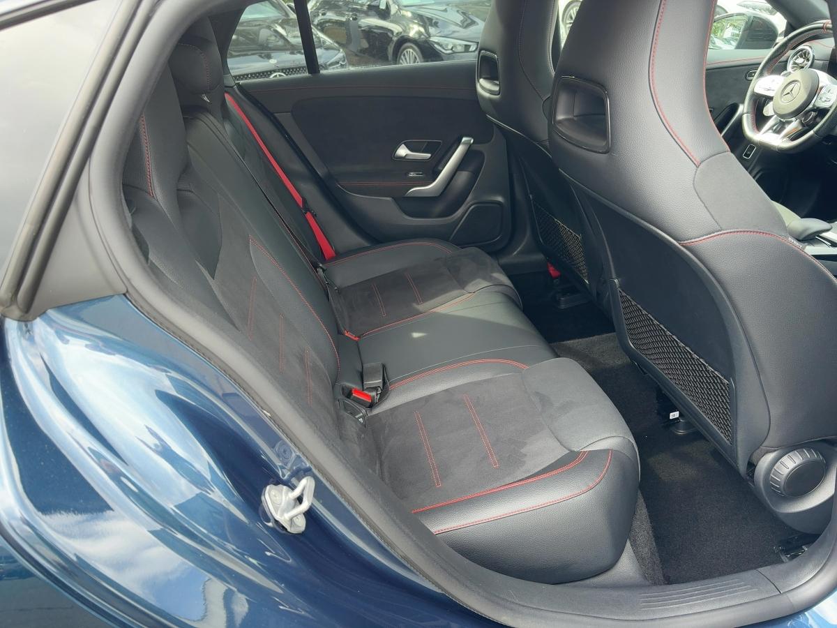 Mercedes-Benz CLA 35 AMG 4M SB NIGHT+MULTIBEAM+DISTR+AMBI+KAM+