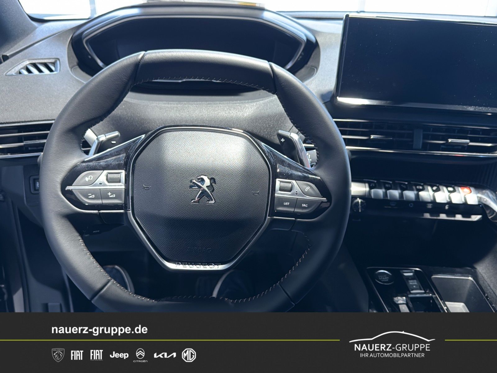 Fahrzeugabbildung Peugeot 5008 Allure Pack 7-Sitze Tageszulassung