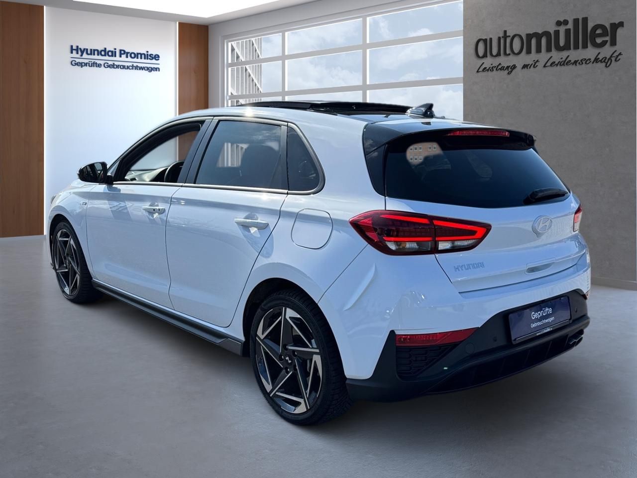 Fahrzeugabbildung Hyundai i30 N-LINE *SPORT-PAKET*PANO*NAVI*KAMERA*LED*BT