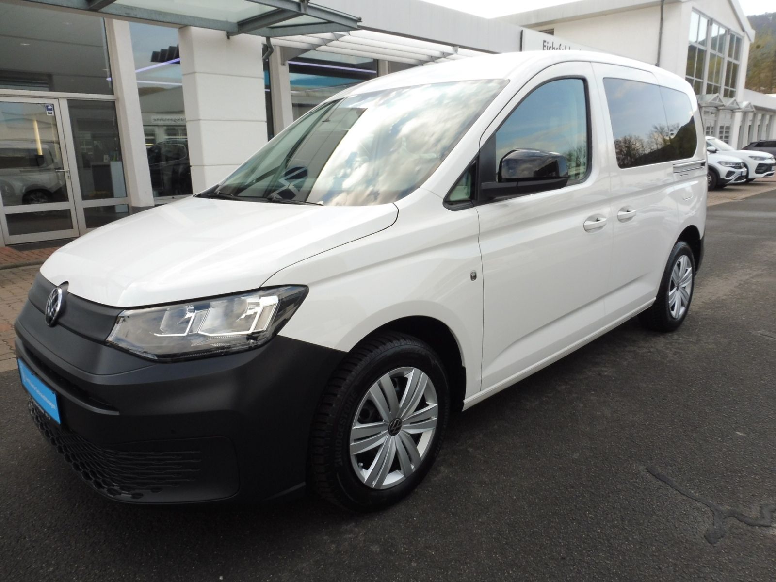 Volkswagen Caddy 2.0 TDI 6 Gang imagem 2