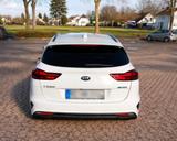 Kia Ceed SW 1.6 CRDi | NAVI | KAMERA | SHZ+LHZ l TOP - Kia cee'd / Ceed von privat