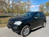 Mercedes-Benz ML 320 Diesel 2007 ,Motor& Getriebe TOP - Mercedes-Benz ML 320 in Frankfurt (Main)