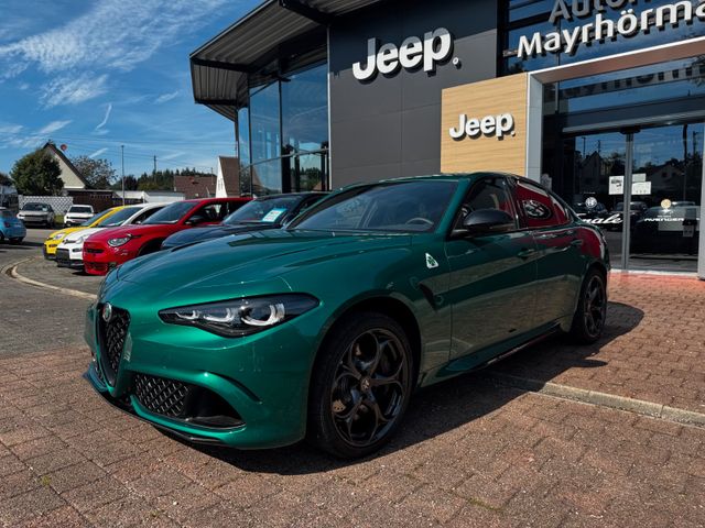 Alfa Romeo Giulia Quadrifoglio 520 PS MATRIX NAVI SITZHZG.