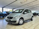 Mercedes-Benz A 160*KLIMA*EFH*CD*SERVO*MFL* - Mercedes-Benz A 160 in Duisburg