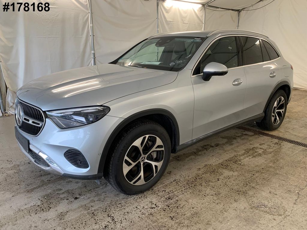Image of Mercedes-Benz GLC 300