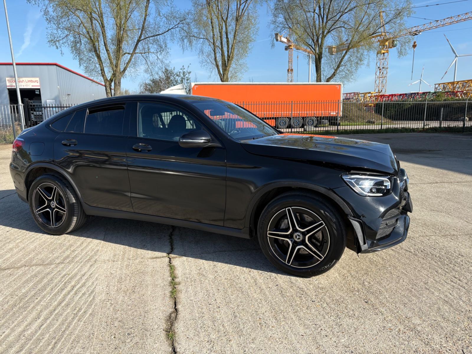 Mercedes-Benz GLC 200D COUPE 4 MATIC  AMG NIGHT PAKET