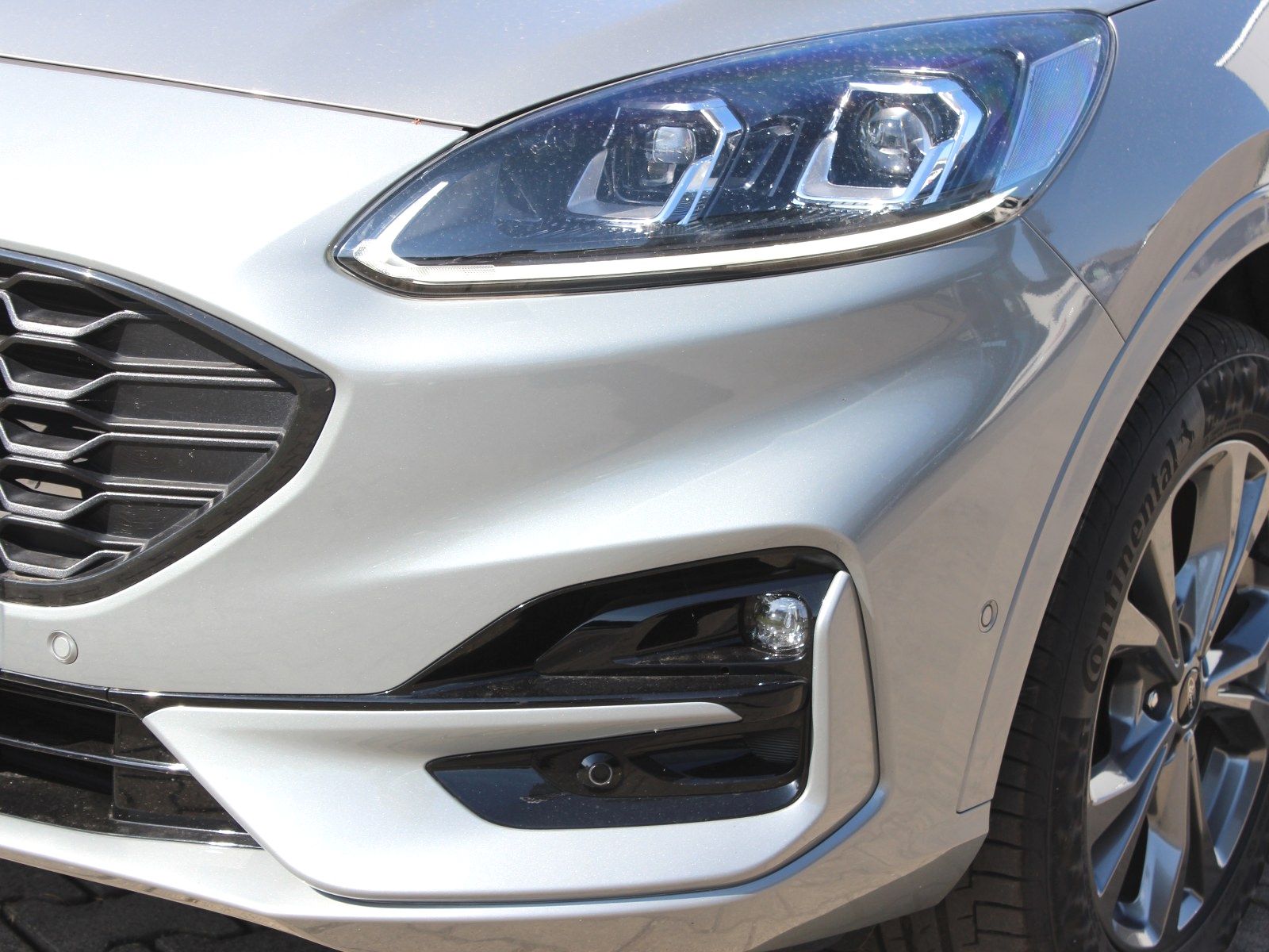 Fahrzeugabbildung Ford Kuga Plug-In Hybrid ST-Line 2,5 Duratec