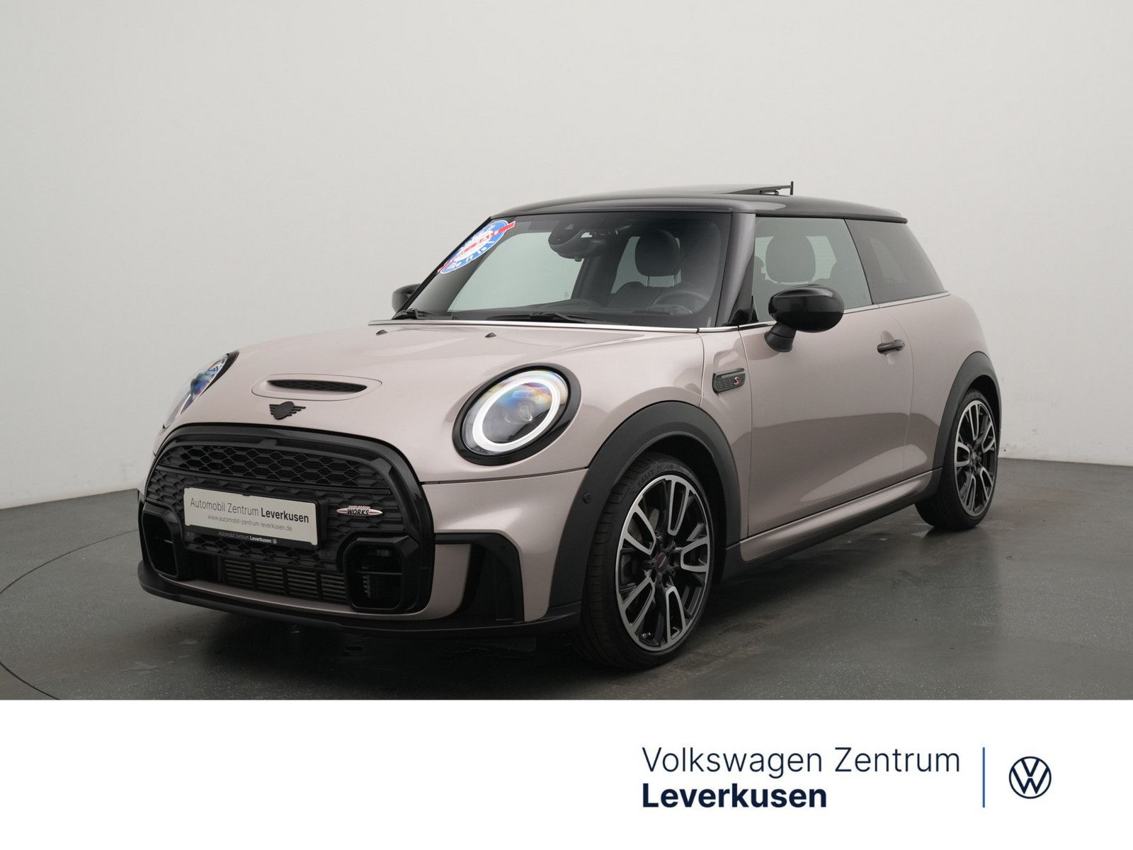 MINI Cooper S JCW Trim STEPTRON PANO HUD ACC LEDER