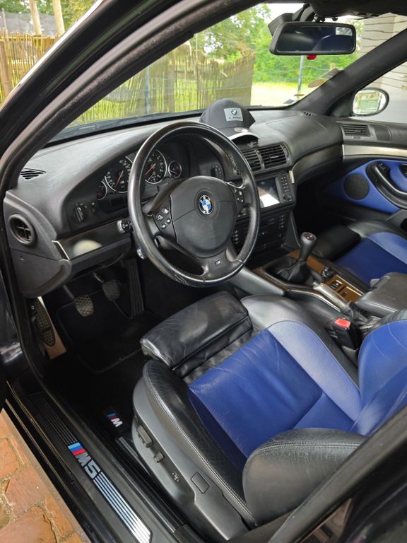 BMW M5