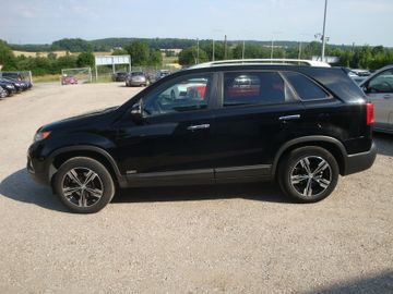 KIA Sorento - 2