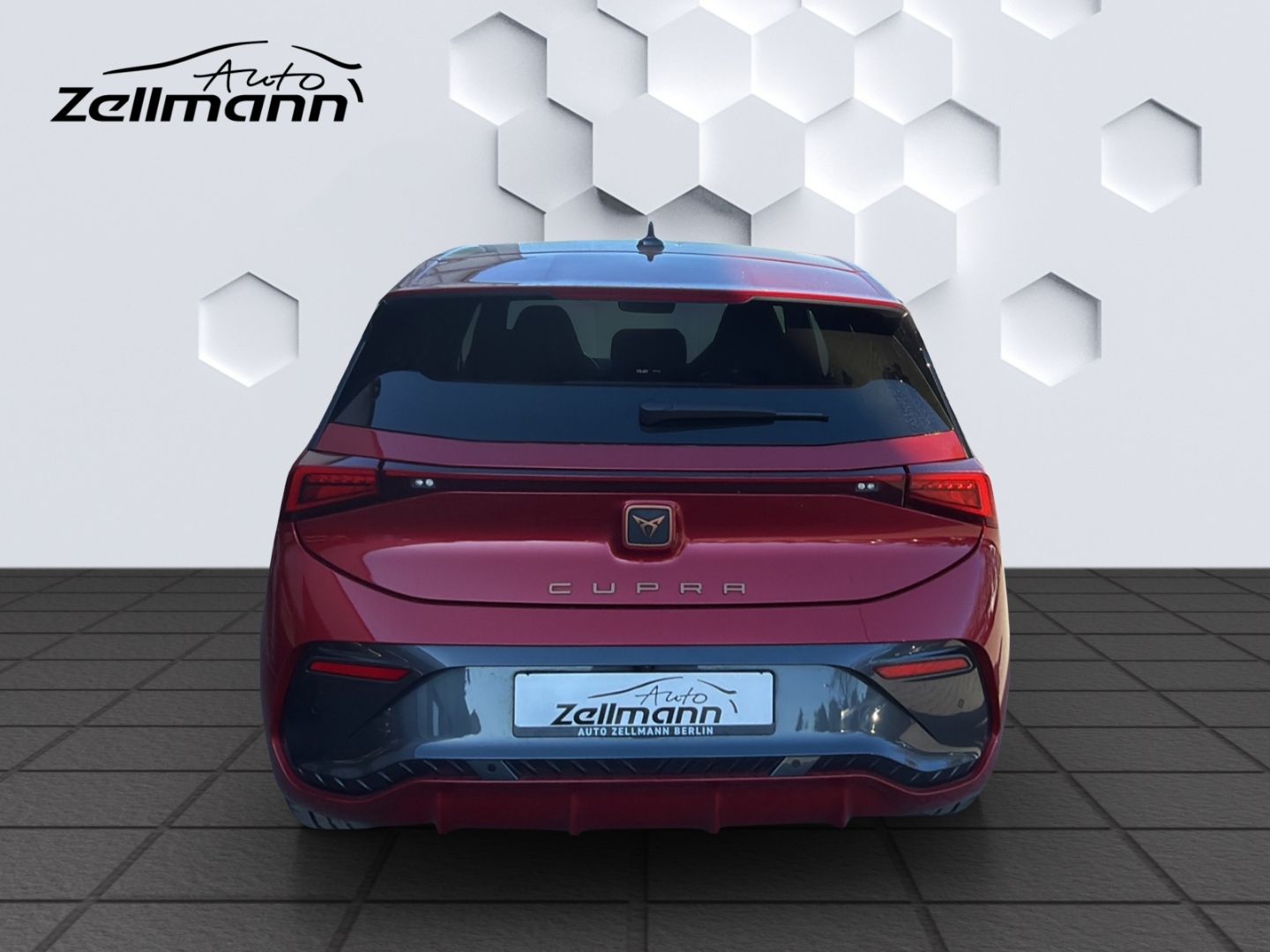 Born 150kW LED ACC 360°Kamera ParkLenkAssist Sit