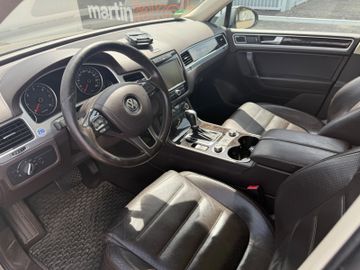Volkswagen Touareg - 9