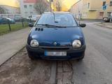 Renault Twingo 1 mit Klima und wenig Km - Renault aus 1999