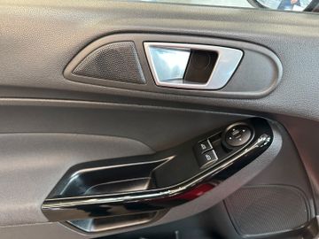 Ford Fiesta *Sport*Sitzh*Parkpilot*Navi*