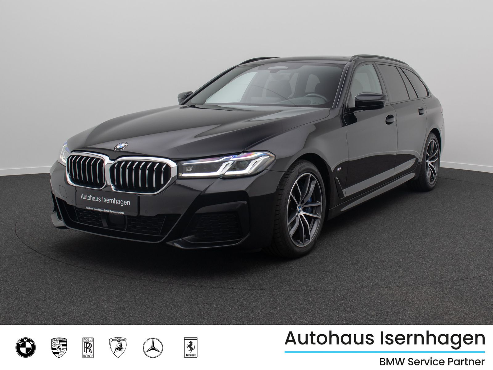 Fahrzeugabbildung BMW 540d xD M Sport DAB HUD DisplayKey Panorama HiFi