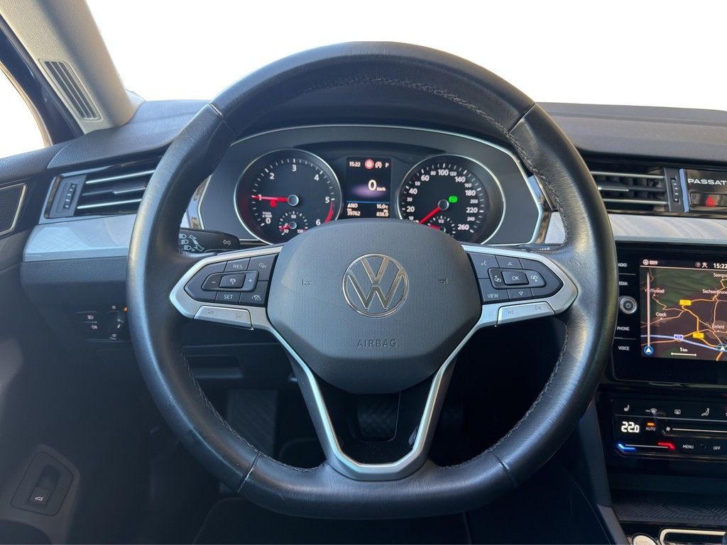 Volkswagen Passat Variant - Bild 13