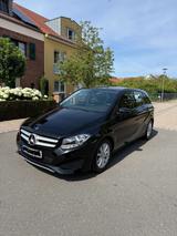 Mercedes-Benz Mercedes B-Klasse 200 Automatik, Diesel - Mercedes-Benz E 200 in Mannheim