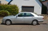 Mercedes-Benz E 220 CDI ELEGANCE Elegance - gebrauchte Mercedes-Benz E 220 aus dem Jahr 2000