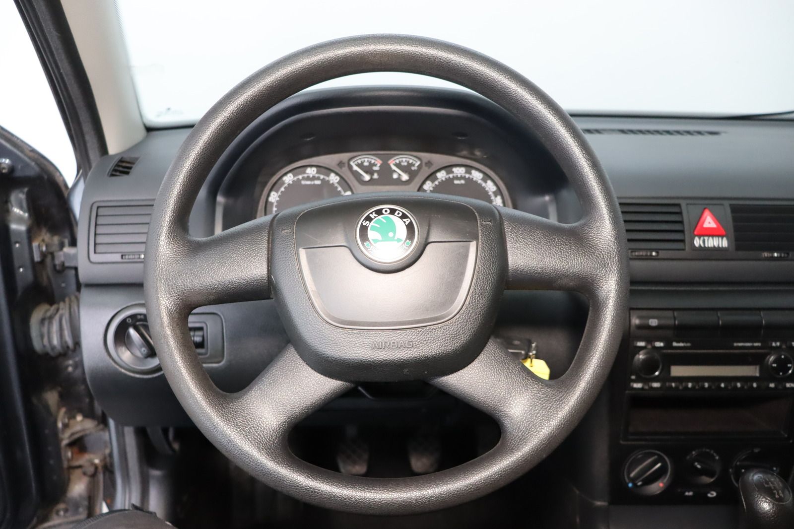 Fahrzeugabbildung SKODA Octavia Combi 1.6 Ambiente