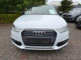 Audi A1 1.6 TDI sport PANO Xenon Soundsystem Klima - Audi A1 mit Panoramadach