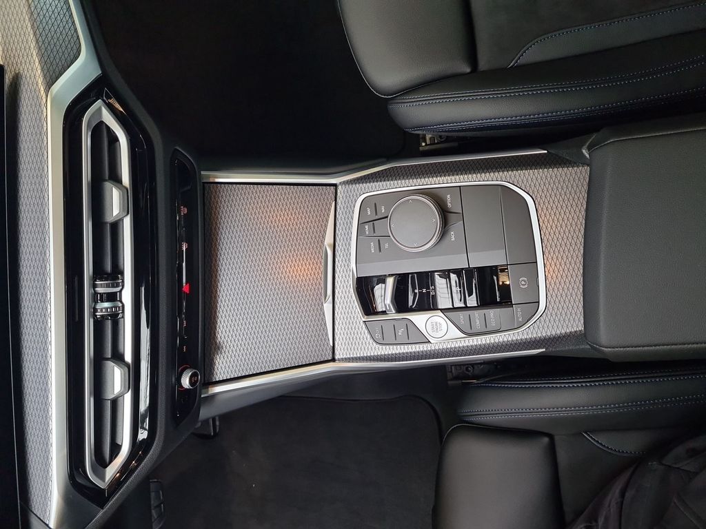 BMW 320 d Limousine M-Sport HiFi AHK LED Head-Up GSD 