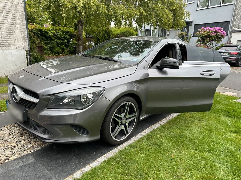 Image of Mercedes-Benz CLA 180 Shooting Brake