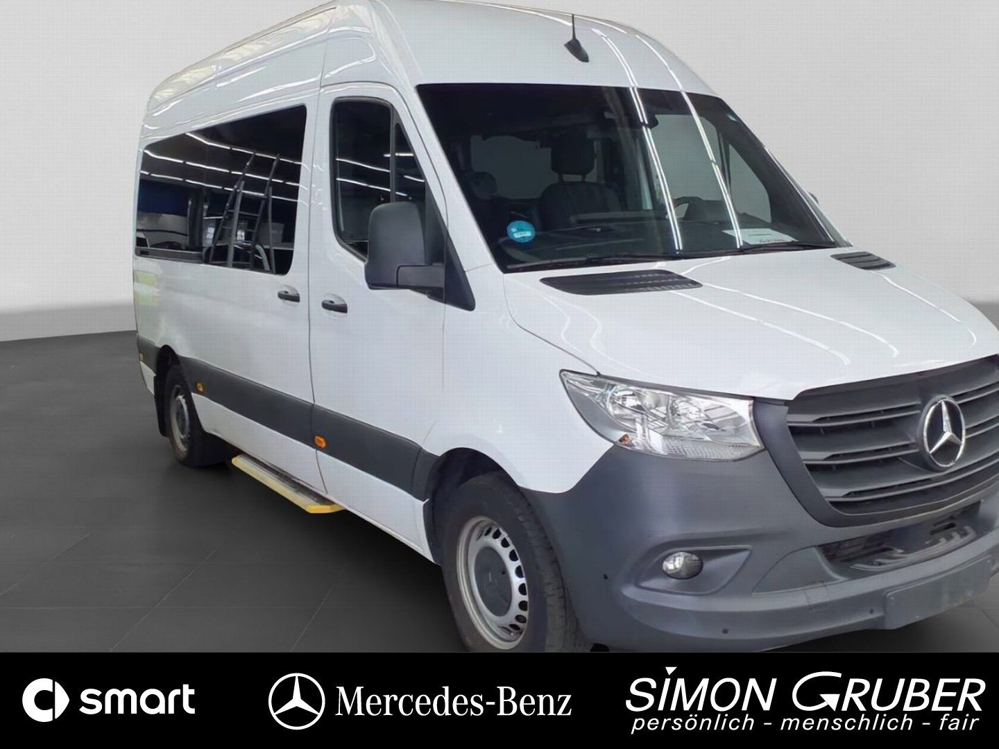 Fahrzeugabbildung Mercedes-Benz Sprinter 317 Tourer L2H2 Mobilität Rollstuhl