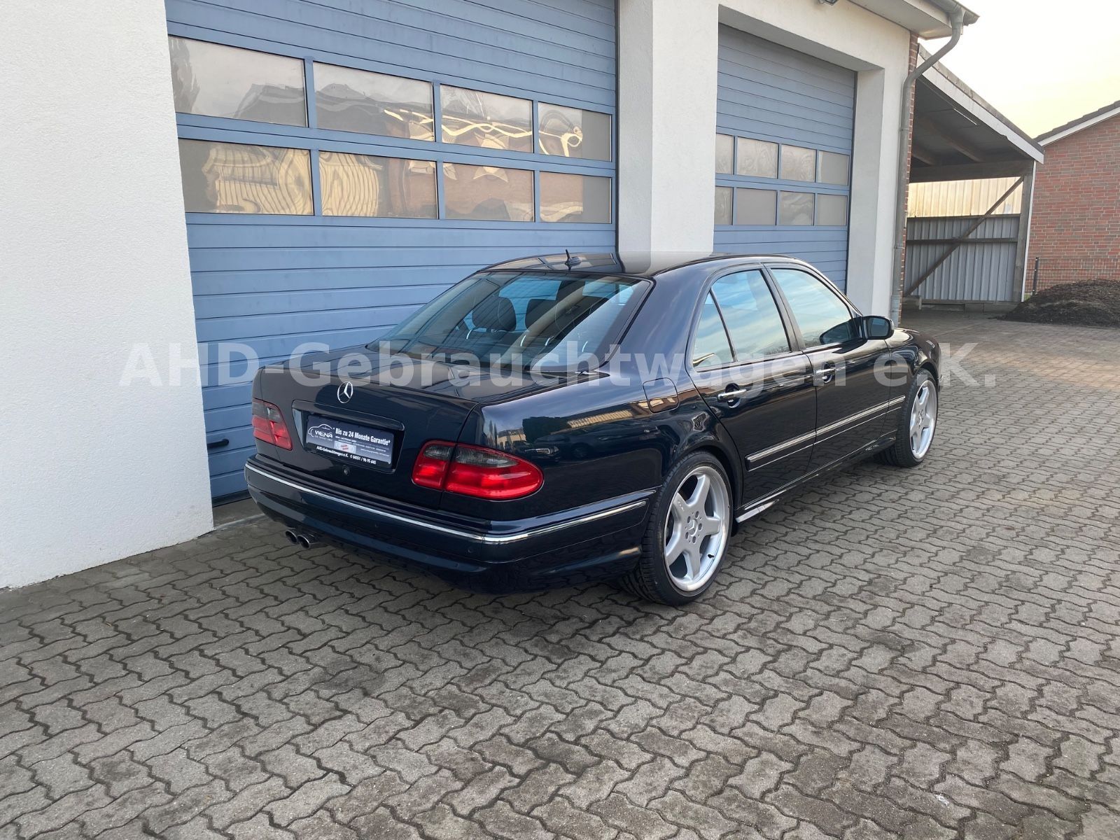 Fahrzeugabbildung Mercedes-Benz E 55 AMG 4-Matic "SAMMLERSTÜCK"
