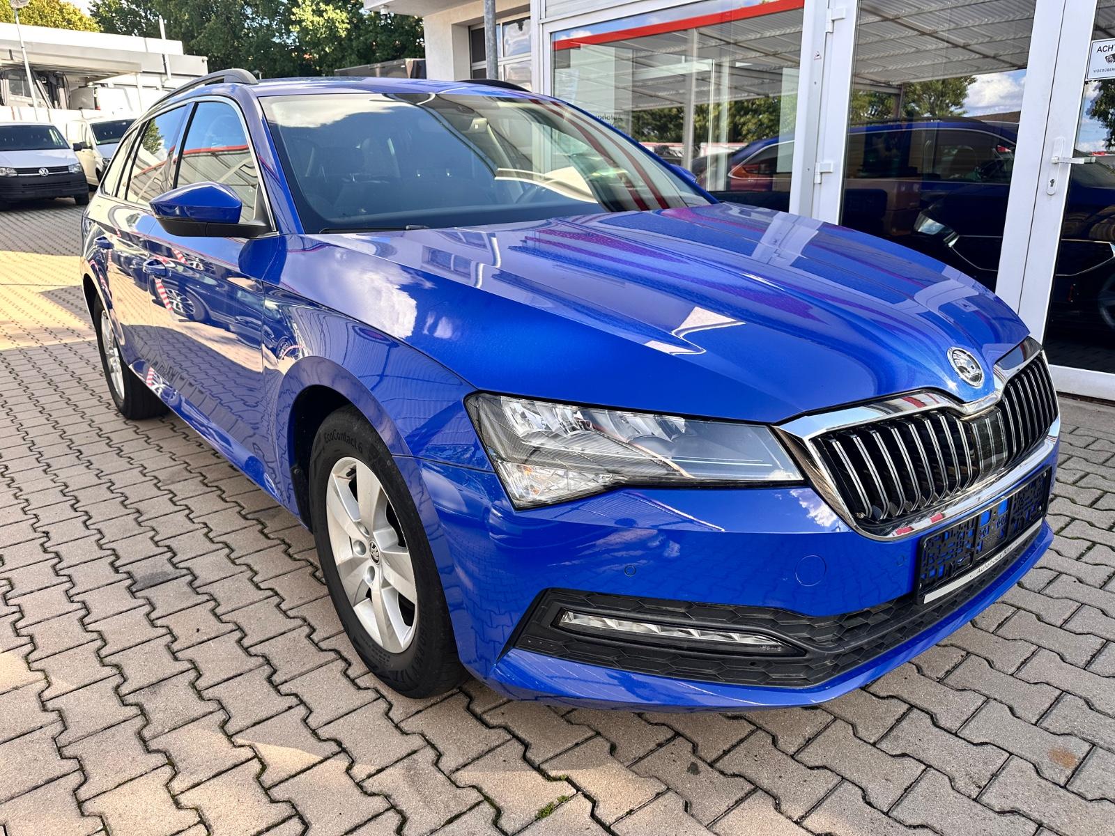 Skoda Superb Combi 2.0 TDI DSG Ambition*AHK*LED*