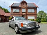 Mercedes-Benz 300 CE W124 E-Klasse Cabriolet Deutsch vom Arzt - Mercedes-Benz: W124 C