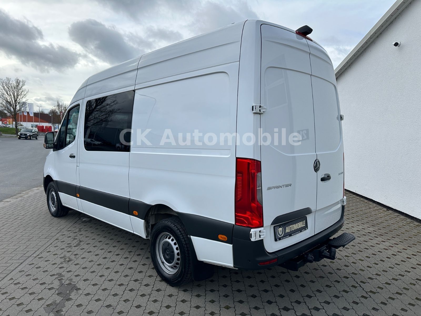Fahrzeugabbildung Mercedes-Benz Sprinter III Kasten 319 V6 RWD Mixto/Autom./Navi