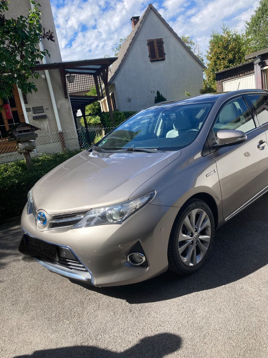 Toyota Auris Hybrid Exec.1,8 l Full Equipment
