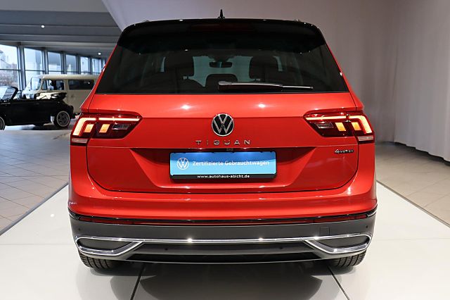 Tiguan 2.0 TSI Urban Sport 4M AHK KAMERA NAVI BT