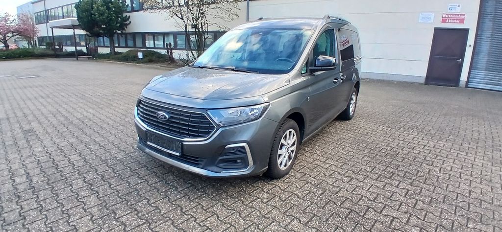 Image of Ford Grand Tourneo
