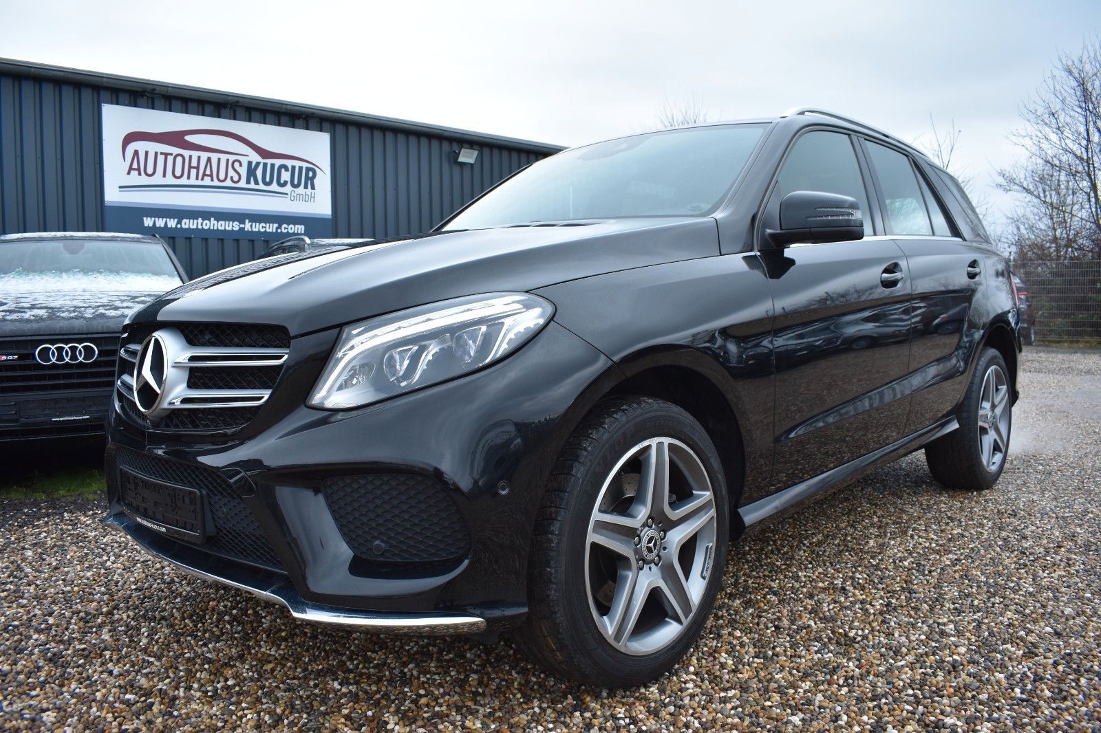 Fahrzeugabbildung Mercedes-Benz GLE 350 d 4Matic AMG line
