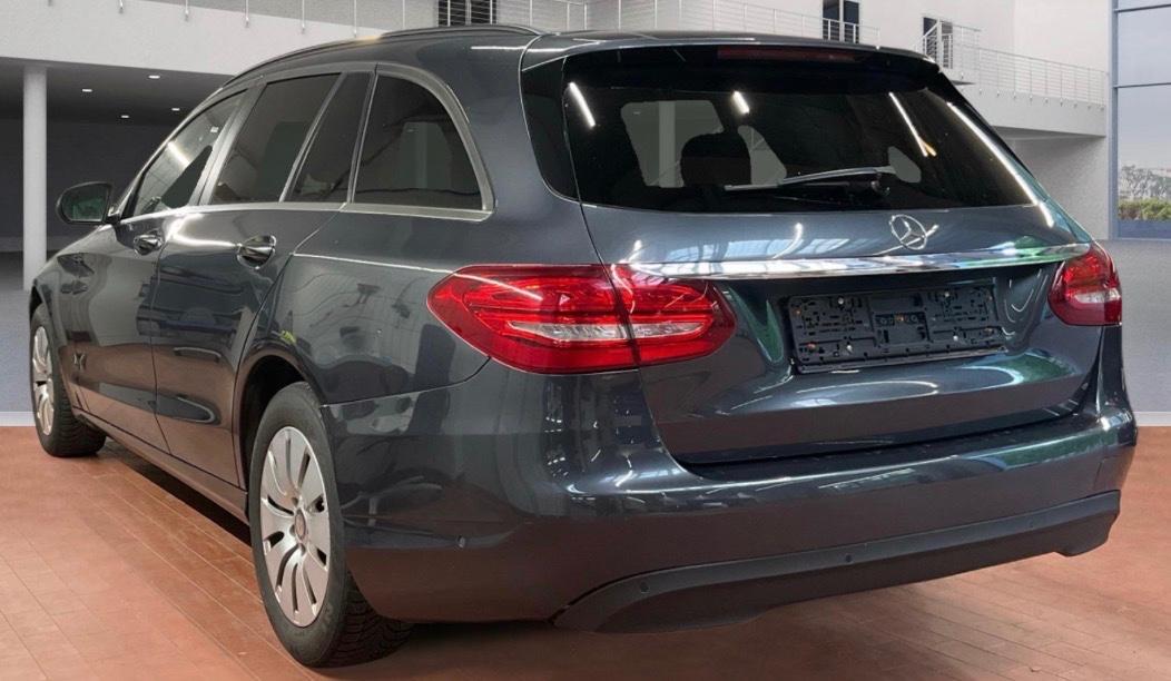 Mercedes-Benz C 180 C T-Modell C 180 CGI