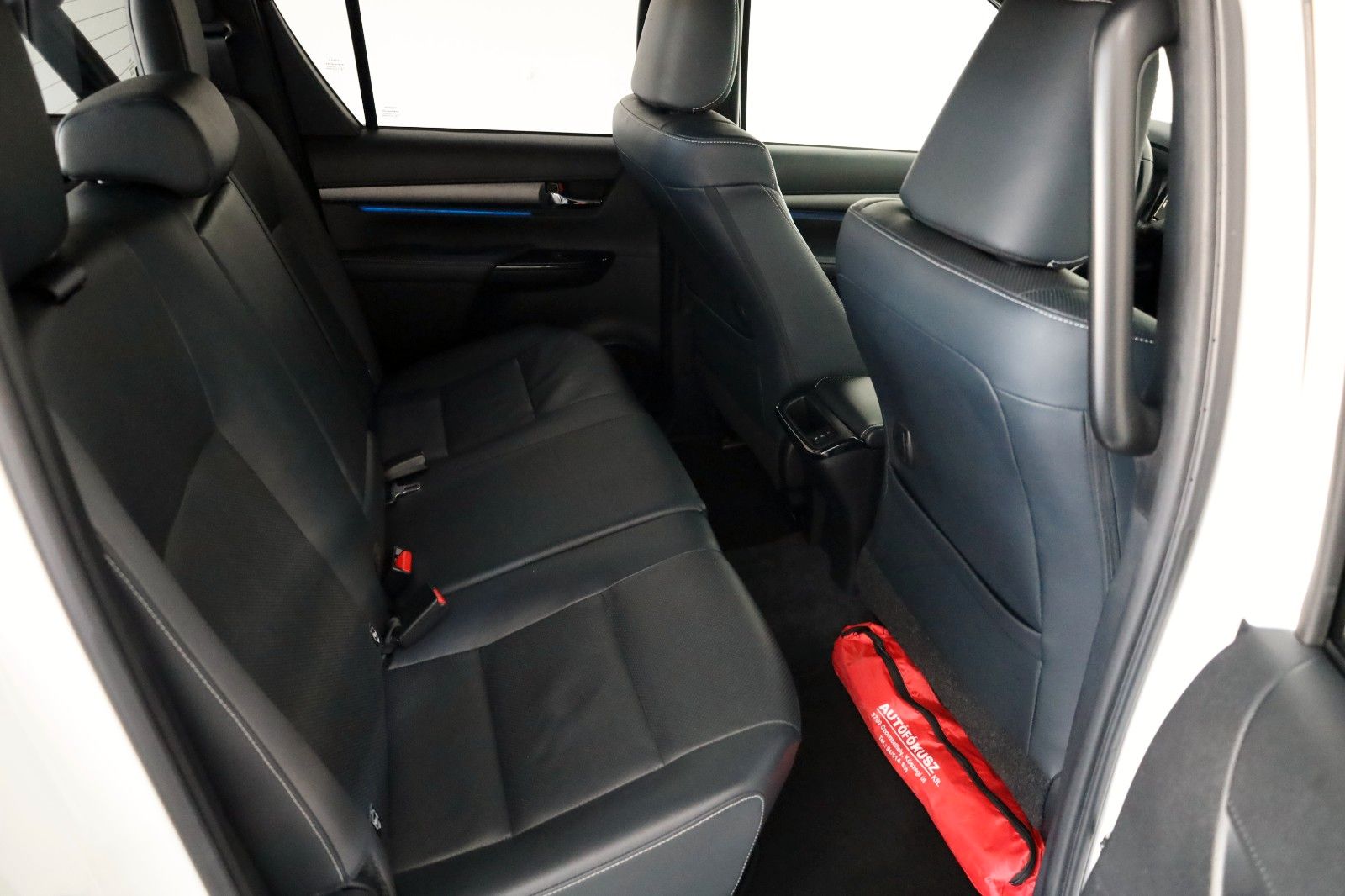 Fahrzeugabbildung Toyota Hilux 2.8 D-4D 4x4 Invincible Sport,ACC,360°,AHK