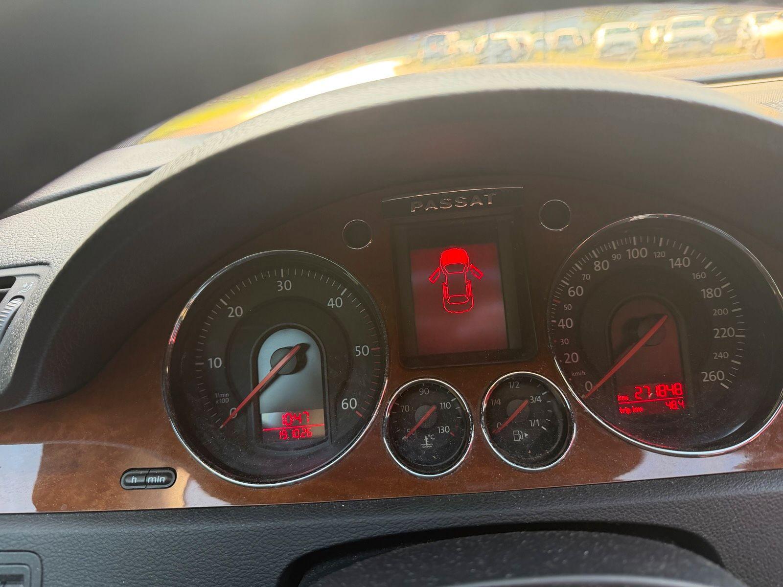 Volkswagen Passat 2005 — photo 12