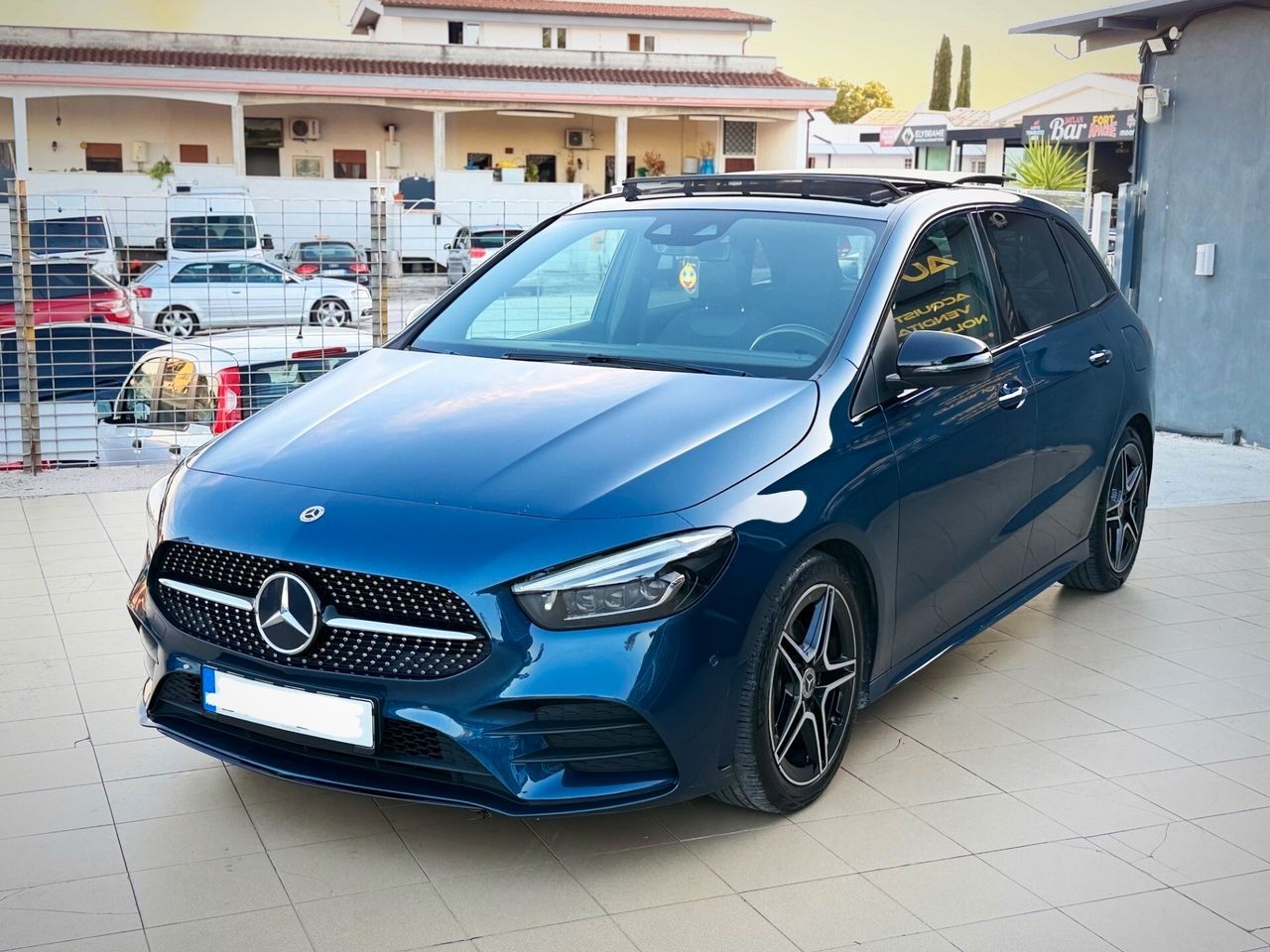 Mercedes-Benz Mercedes-benz B 180 Automatic Premium Garanzia 1 imagem 2