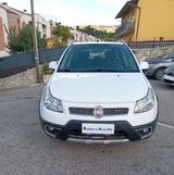 Fiat Sedici 2.0 MJT 16V DPF 4x4 Emotion 135 CV - weiße Fiat Sedici