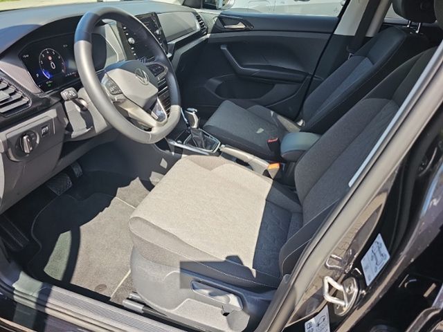 Fahrzeugabbildung Volkswagen T-Cross 1.5 TSI LIFE AHK SHZ LED KLIMA KEYLESS A