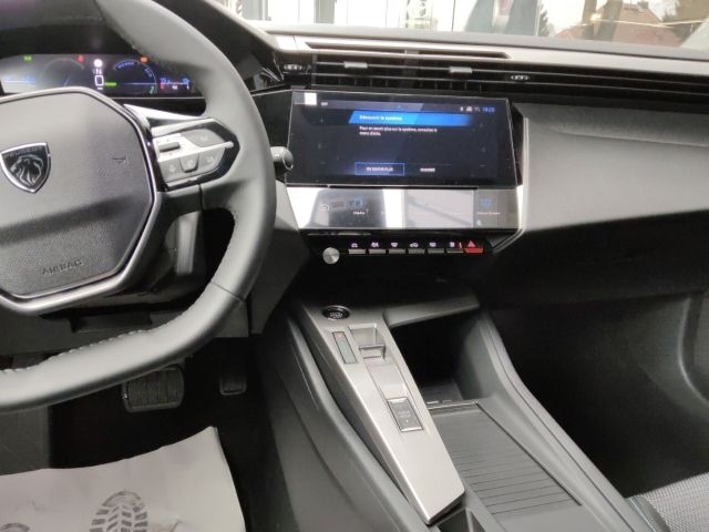 Peugeot 408 - Bild 11