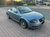 Audi TT Roadster 1.8T 110KW - - Audi aus 2005: Cabrio