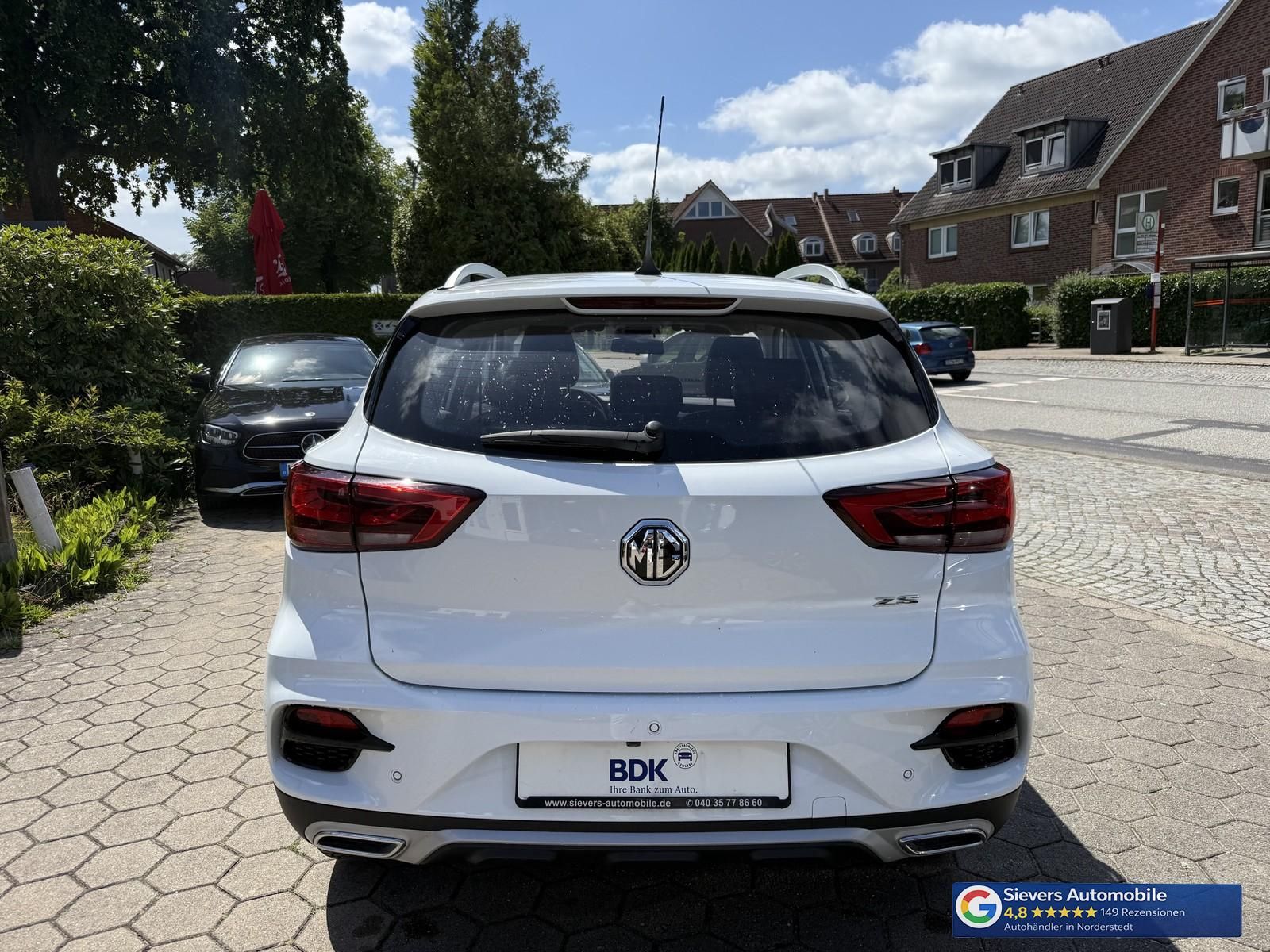 MG ZS