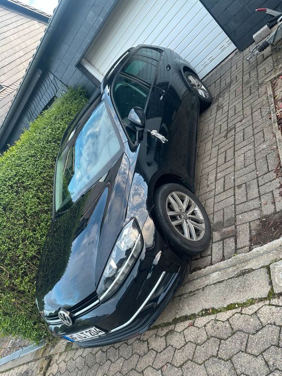 Image of Volkswagen Golf