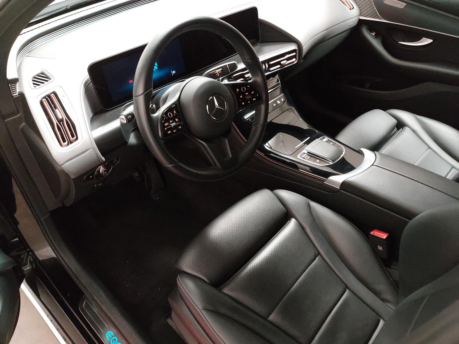 Mercedes-Benz EQC 400 4M Leder Navi LED Kamera Sound