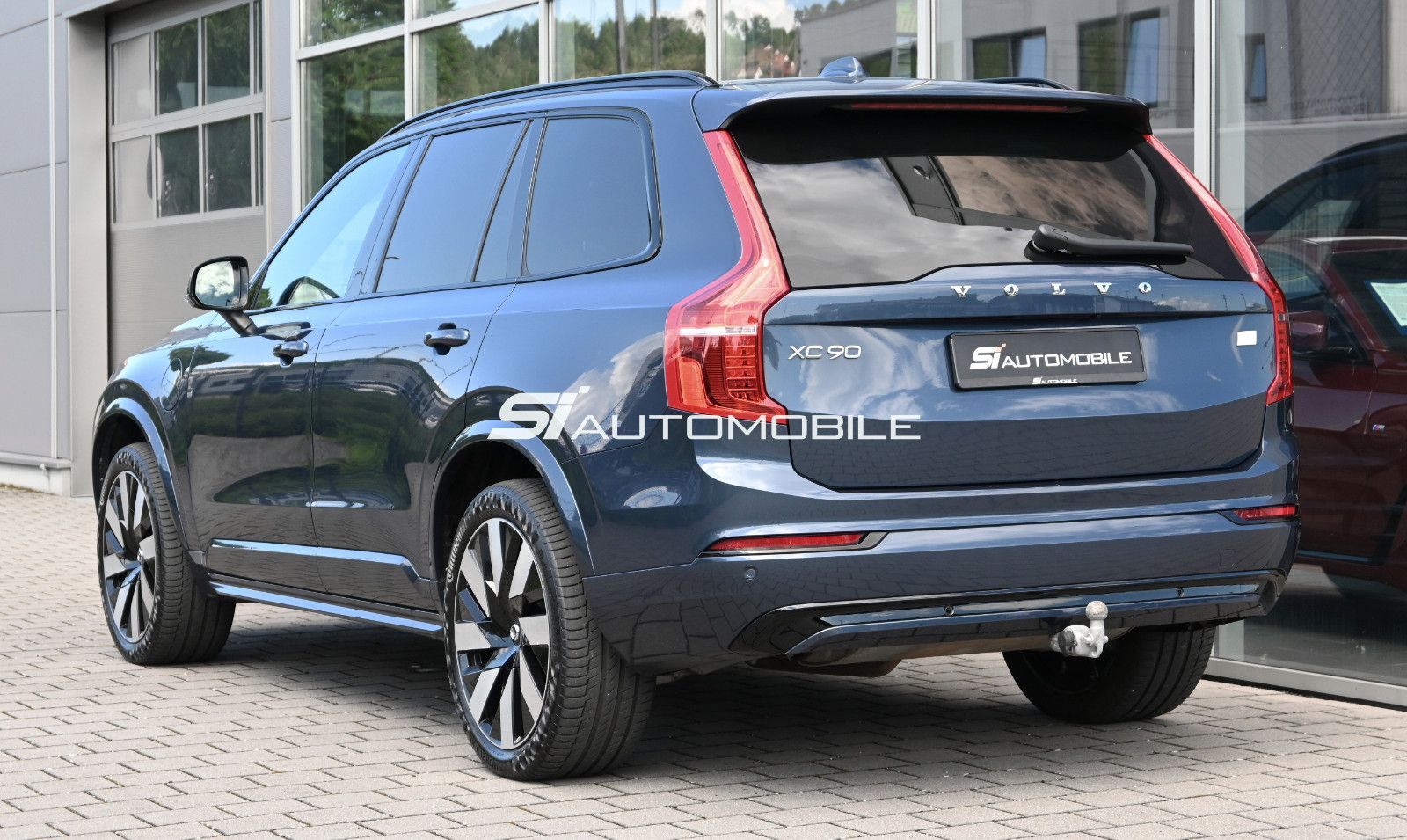 Fahrzeugabbildung Volvo XC90 T8 AWD Recharge Ultimate Dark °AHK°WOOL°
