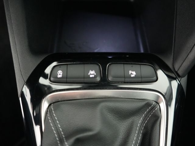 Corsa F ELEGANCE+LED LICHT+NAVI+SITZ-/LENKRADHEI
